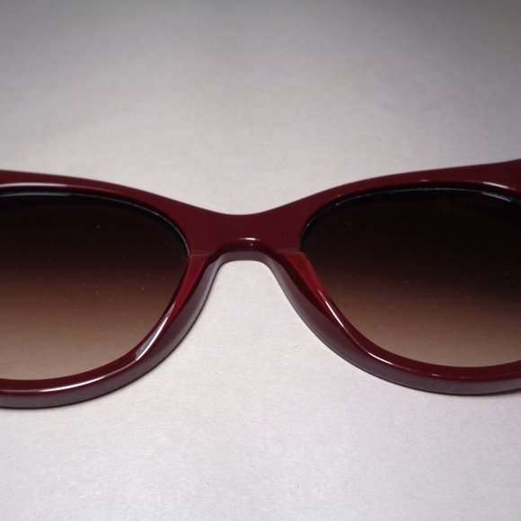 Lacoste L913S Red New Women\'s Sunglasses